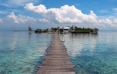 It is an archipelago of 7,107 islands. The country has over a hundred ethnic groups and a mixture of foreign influences which have molded a unique Filipino culture.